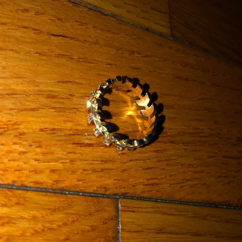Golden leaf ring